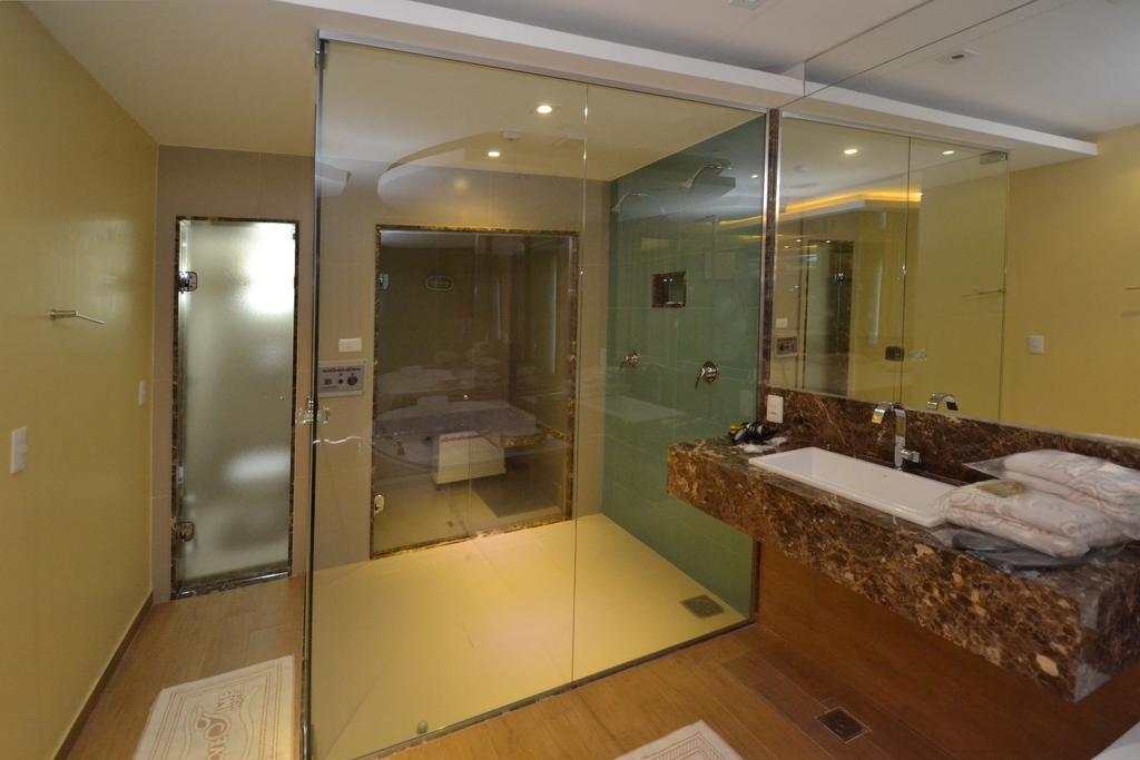 Time (adults Only) Love hotel